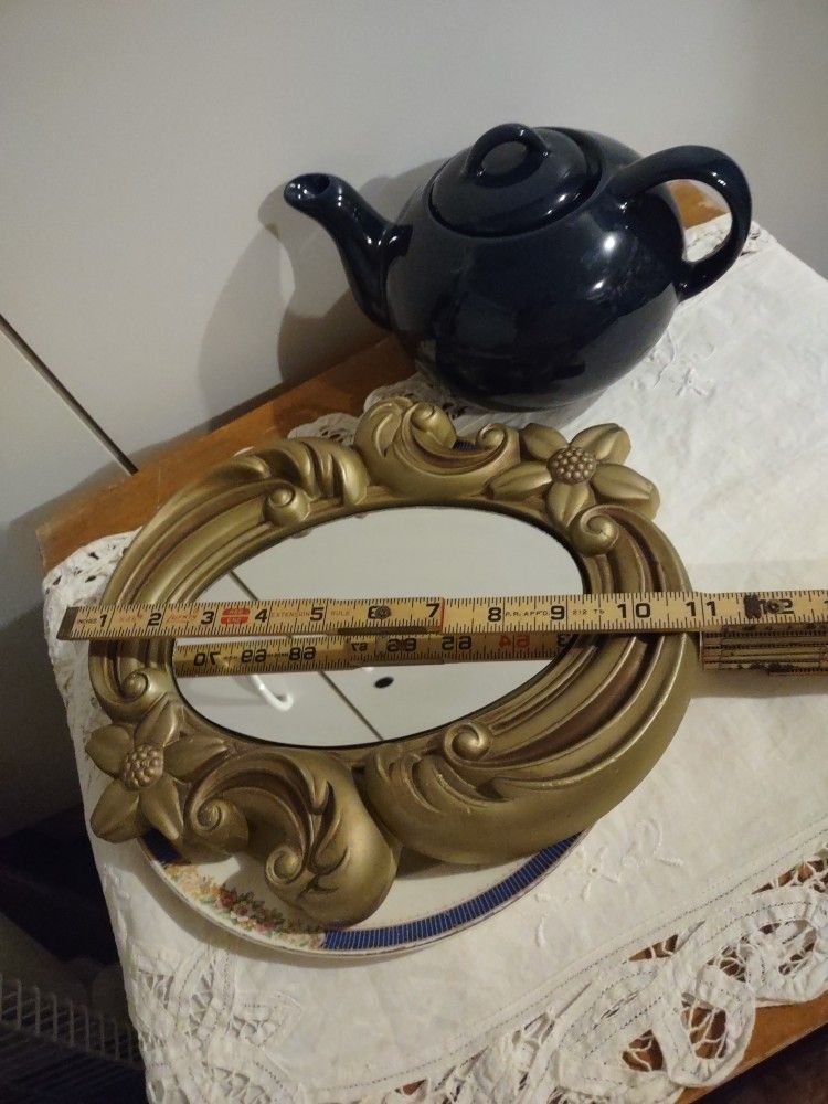 28oz.Tea Pot&11"oval Vintage wall Mirror