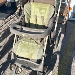 Baby Stroller In Good Condition    NEver Been Used.   Just Had In Storage 35