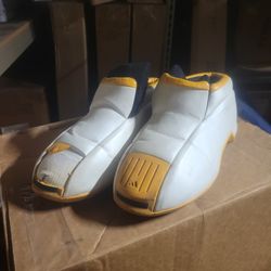 Kobe  Adidas Size 10