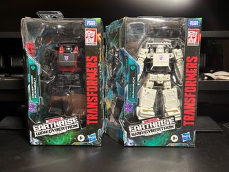 Transformers Earthrise War for Cybertron Runabout & Runamuck