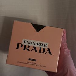 Prada Paradoxe Intense