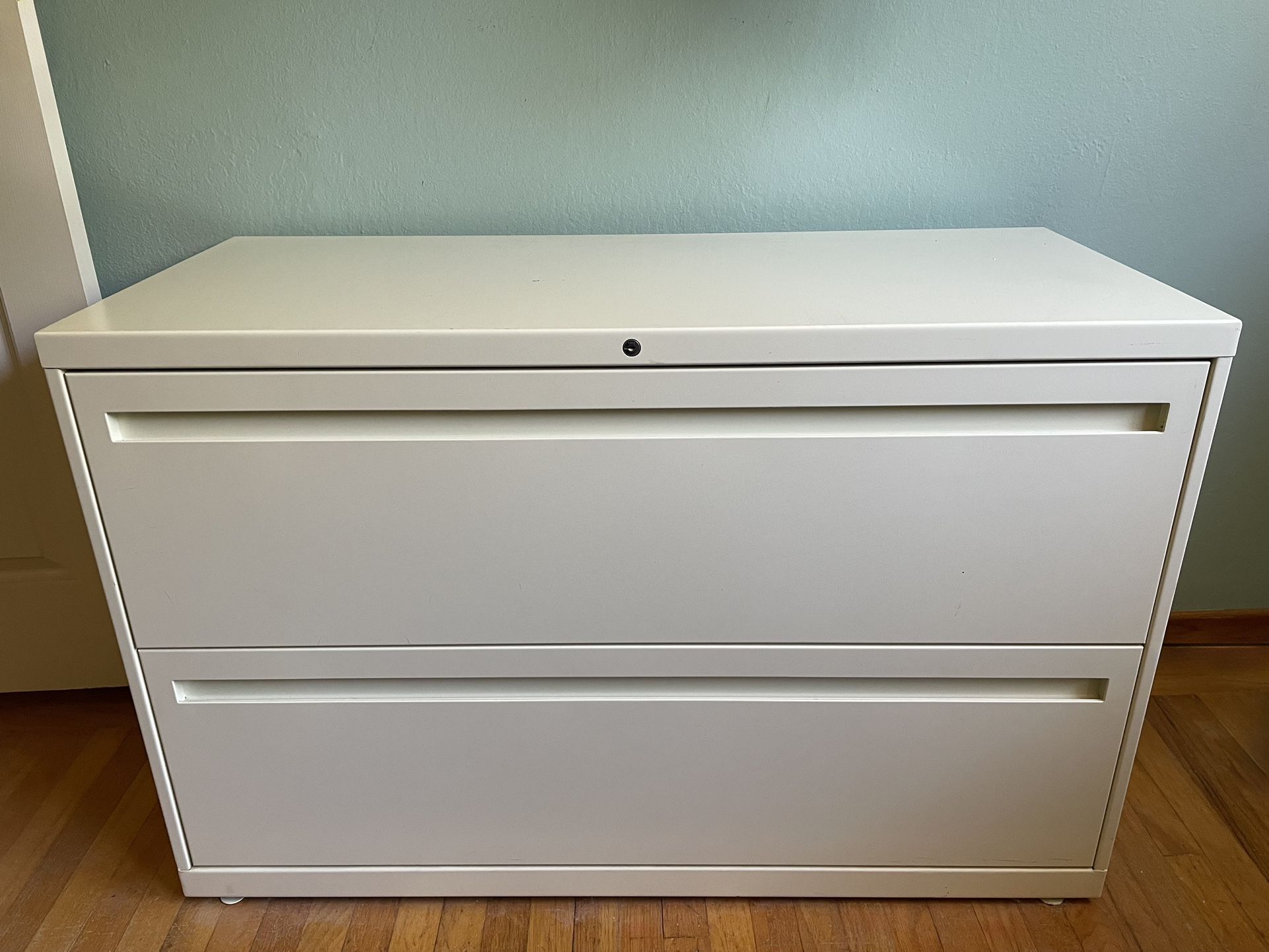 Heavy Duty Lateral Two-Drawer Filing Cabinet