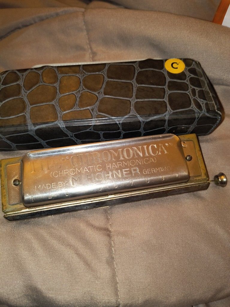 Vintage Harmonica M Hohner