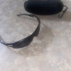 OAKLEY POLARIZED SUNGLASSES 