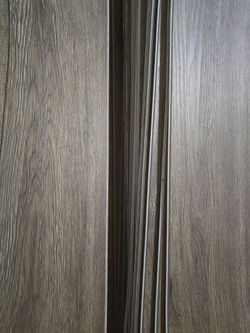 FREE VINYL FLOORING APPROX 280 SQ FT