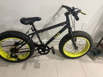 Jeep 4.0 Fat Tire Kids Bike