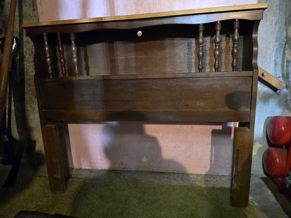 Headboard 