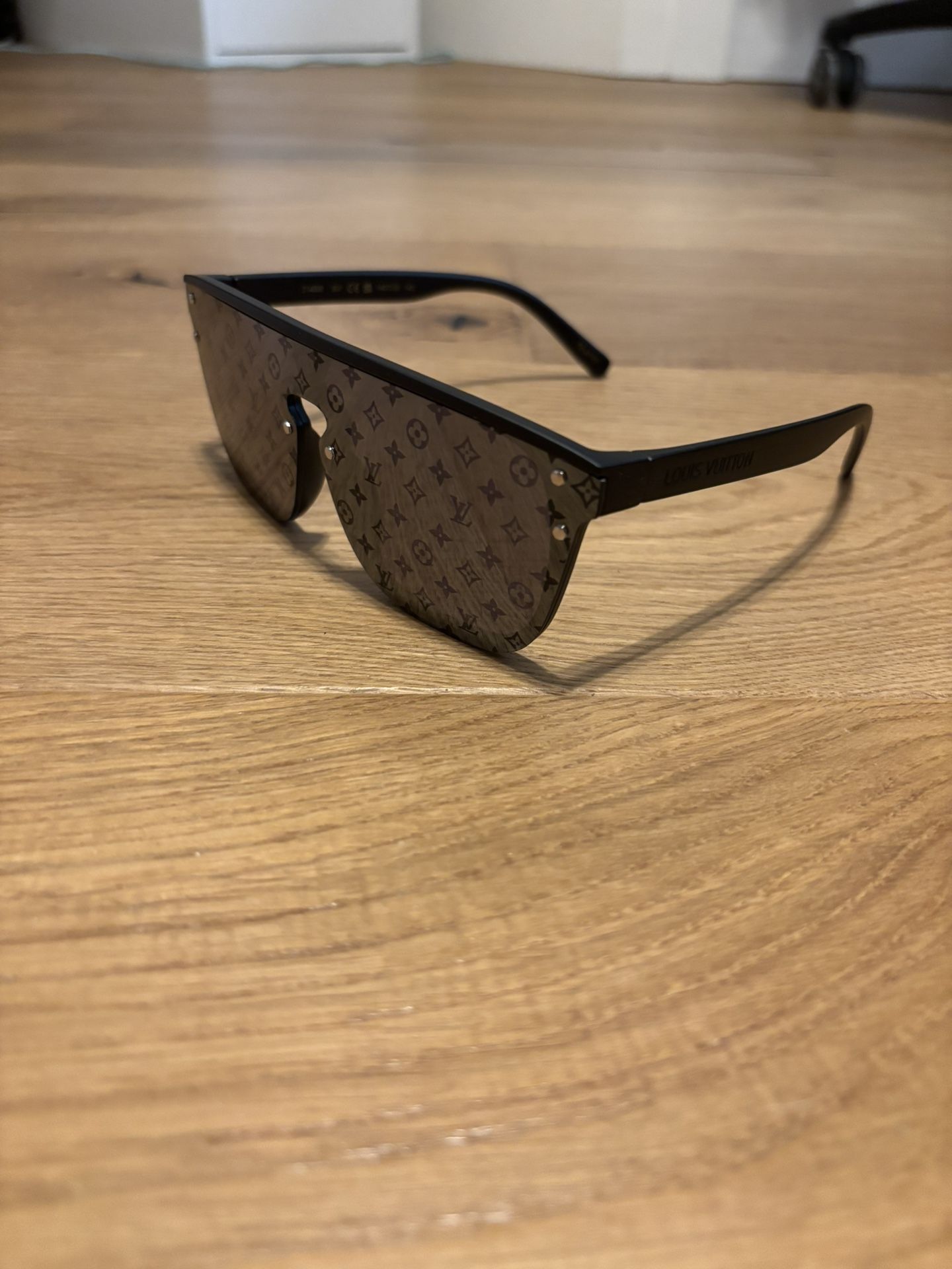 Louis Vuitton Sun Glasses - Brand New Never Worn
