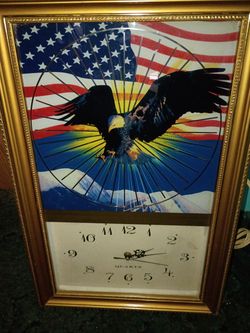 Patriotic Bald Eagle Quartz Wall Clock