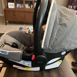 Graco Infant Car Seat 