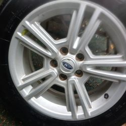  ford Rims asking $350 Reduced To $150 Pick Up Pending 