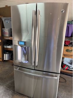Fridges for sale are Plugged in free Deliver