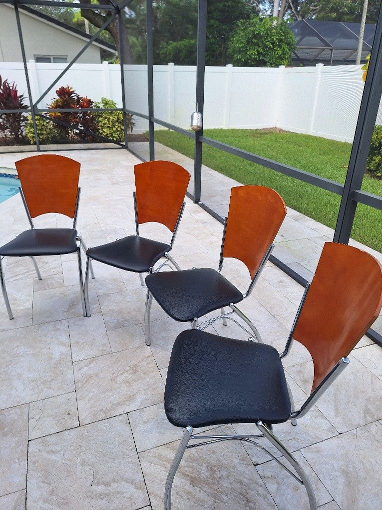Used 4 Chairs For Sale