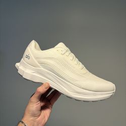 NEW ALO RUNNER SHOES SIZE 11 MENS 12.5 WOMENS