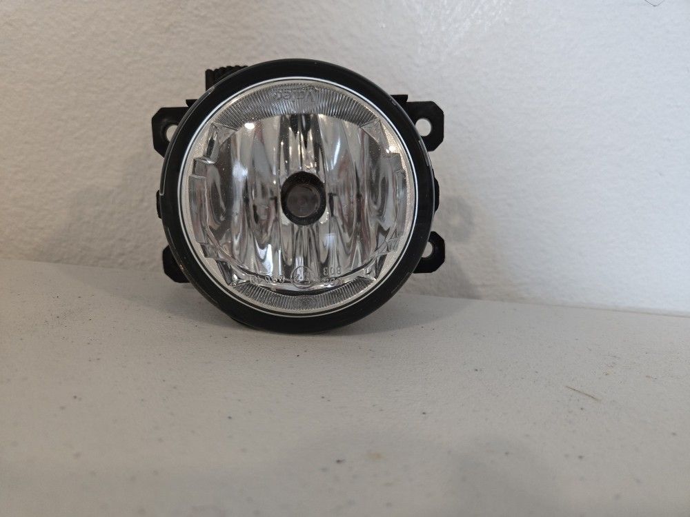 2011-2017 Fits ACURA HONDA DODGE FIAT JEEP LH RH FOG LIGHT (contact info removed)0 OEM