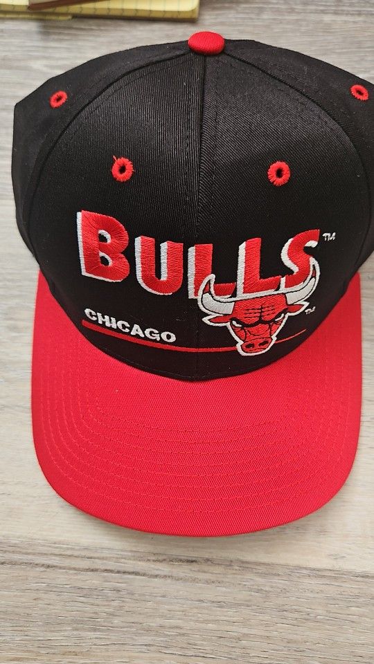 Vintage Bulls Hat (Jordan Era) Mint Condition