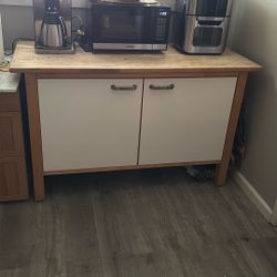 Kitchen Cabinet 