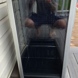 Danby mini / wine fridge! Works!