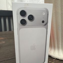 iPhone 17 Pro Max - 256GB - Silver -Unlocked Brand New 