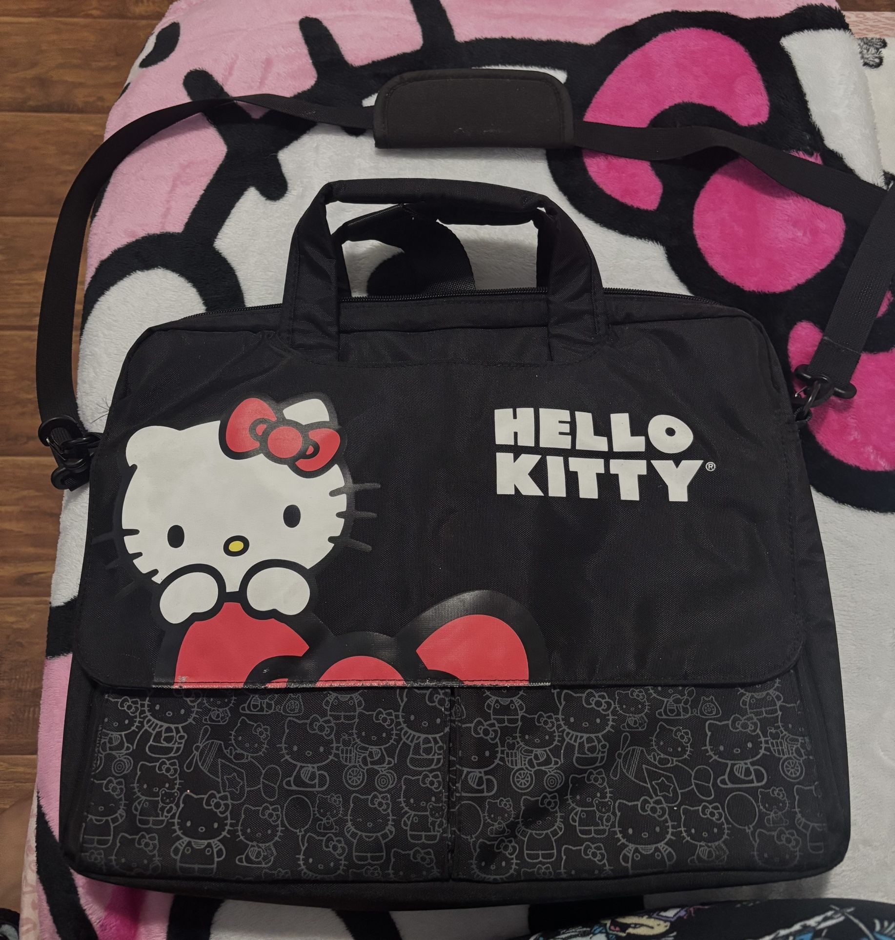 hello kitty computer bag