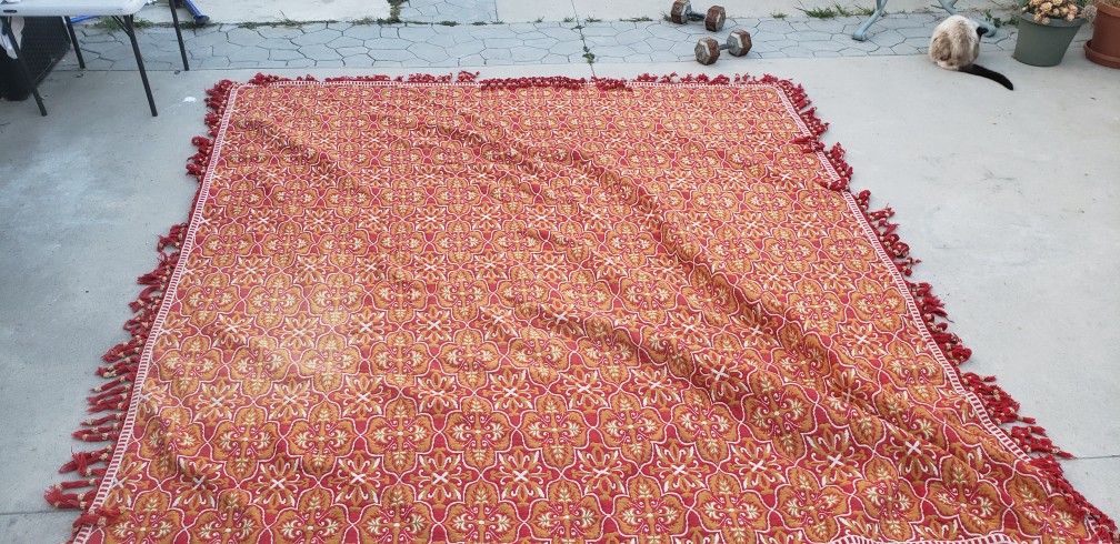 Nice Big Vintage Rug .. Very Heavy And Nice Quality.. Needs A Cleaning Id Imagine But A Nice Color Scheme If You Lookin This Way
