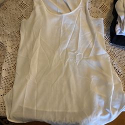 Buckle Women’s White Tank Top