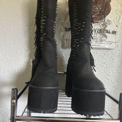 Goth Fringe Platform Boot