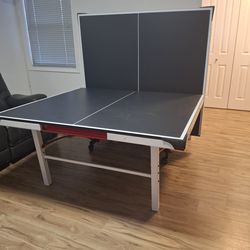 Ping pong table