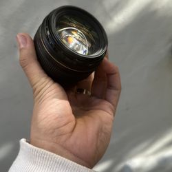 Canon 85mm F1.8 Prime Camera Lens Portrait 