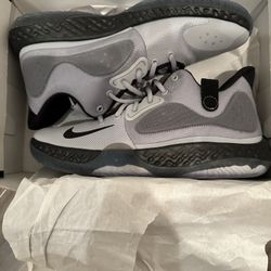 KD TREY 5 VII (Size 9.5)