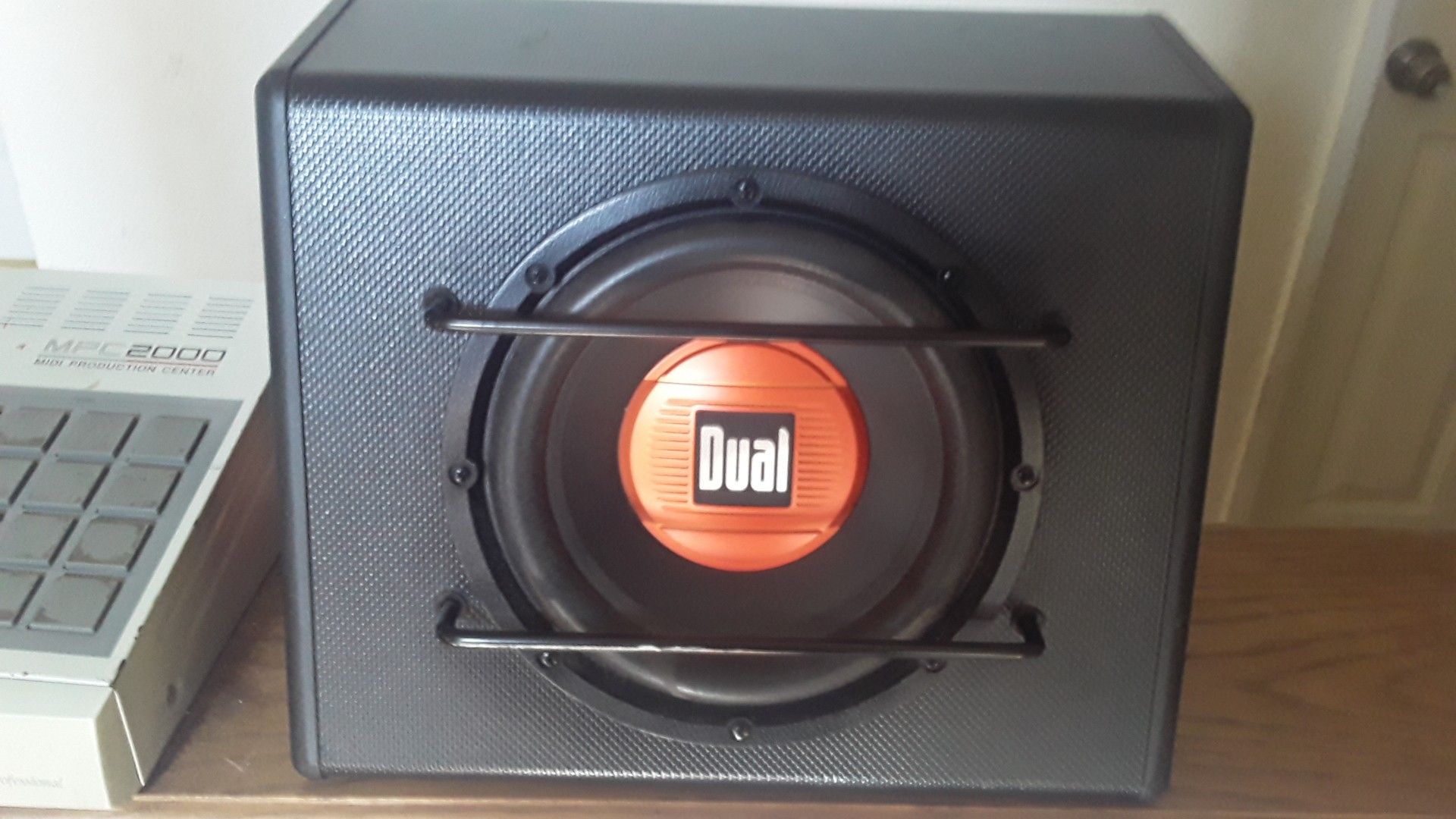 300 Watt Dual SubWoofer