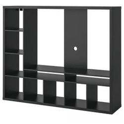 TV Stand/ Entertainment Center