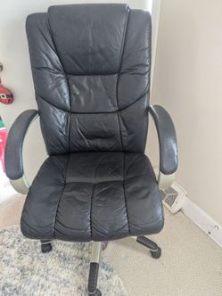 Desk chair
