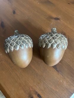 Decorative Acorns - Set of 2