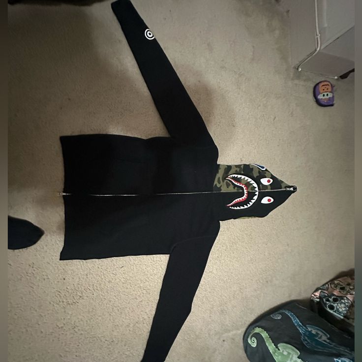 BLACK BAPE HOODIE NEWW