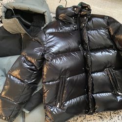 Moncler Down Jacket Size 3 (Large)