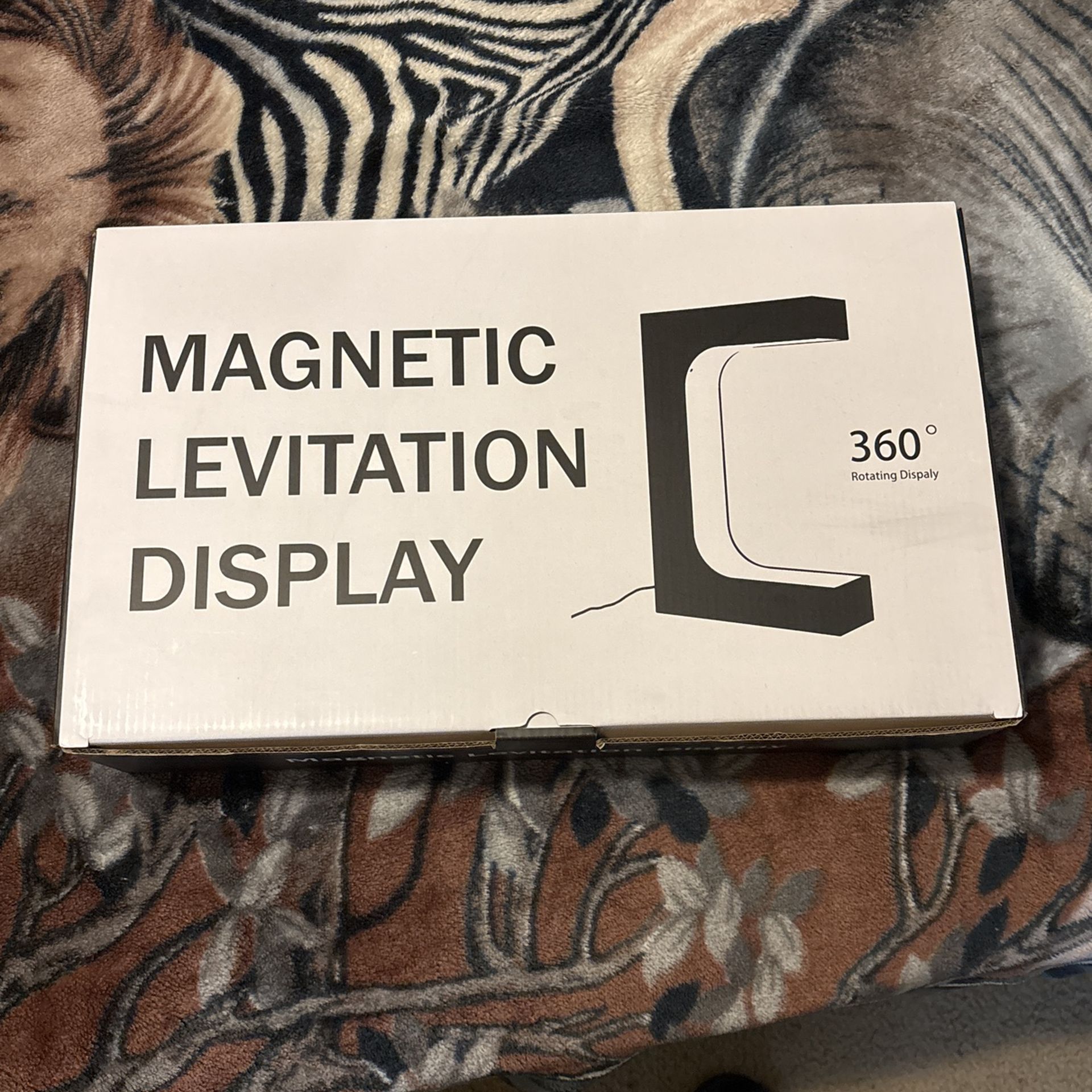 Magnetic Levitation Display 