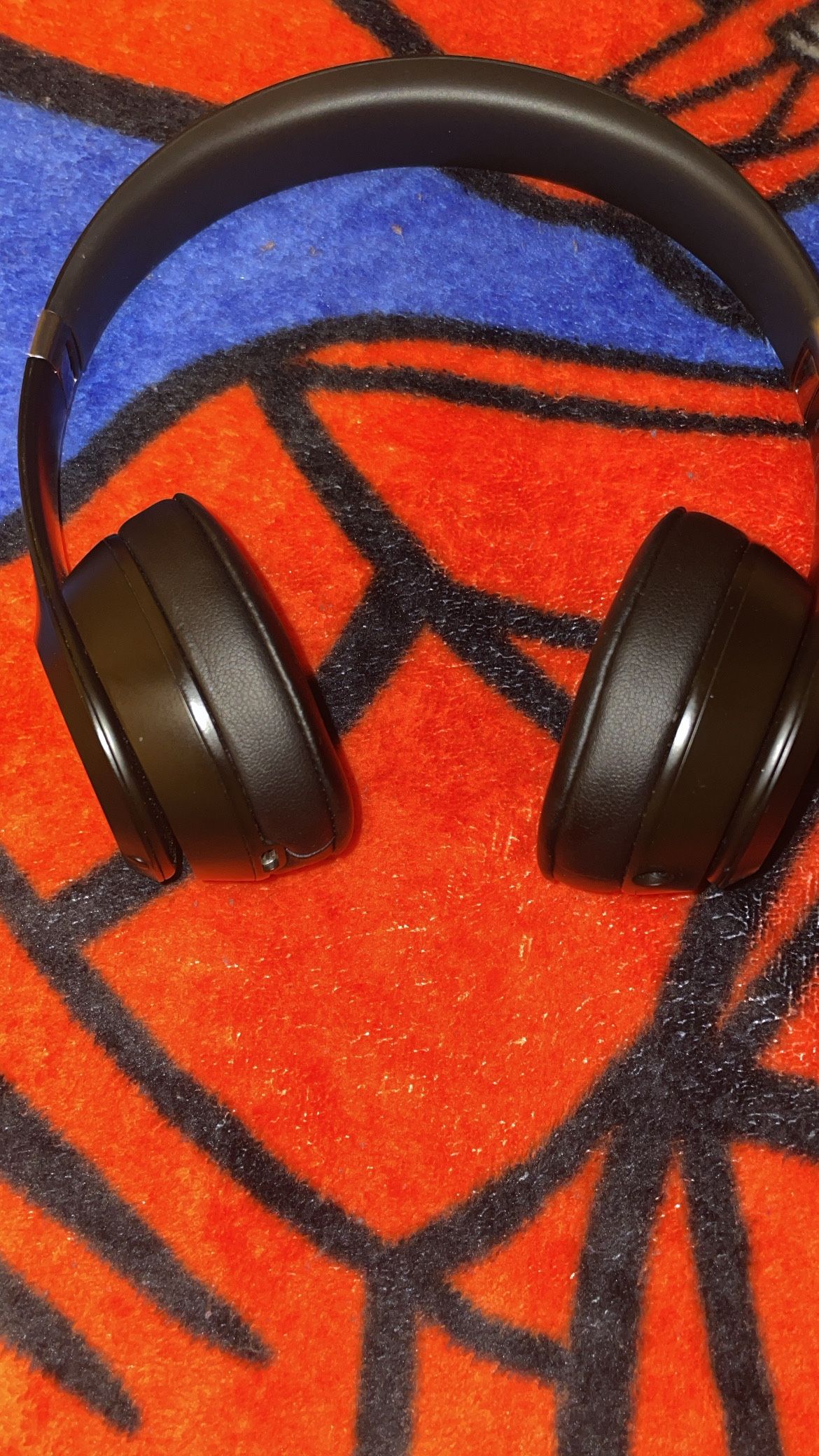 Beats Solo 4