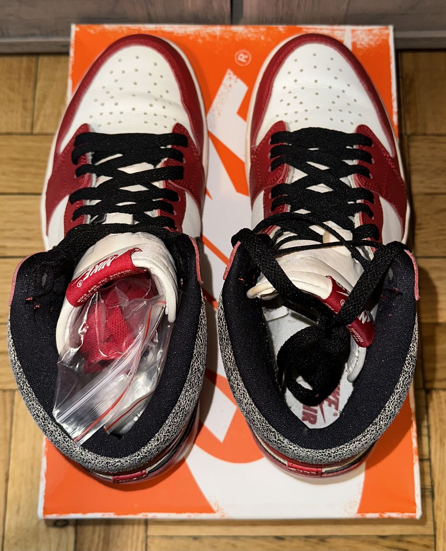 Pre owned men\'s Jordans Now Available In Store Air Jordan Retro 4 White Cement Size  main image 2