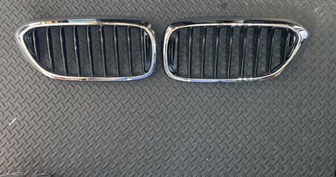 2018 BMW 5 Series Grille