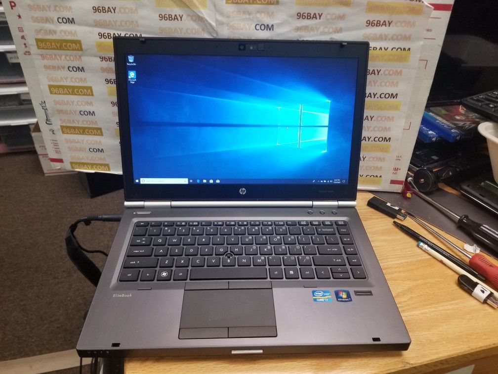 HP PROBOOK ELITE 8460w WINDOWS 10 (D1056)