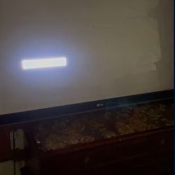 LG TV 