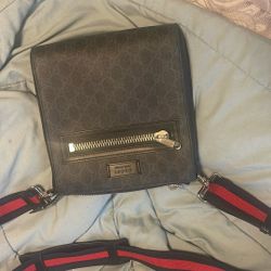 Gucci Mens Cross Body Bag