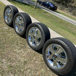 Wheels and tires 275/55R20  for Chevy Silverado Tahoe GMC sierra yukon They are in good condition