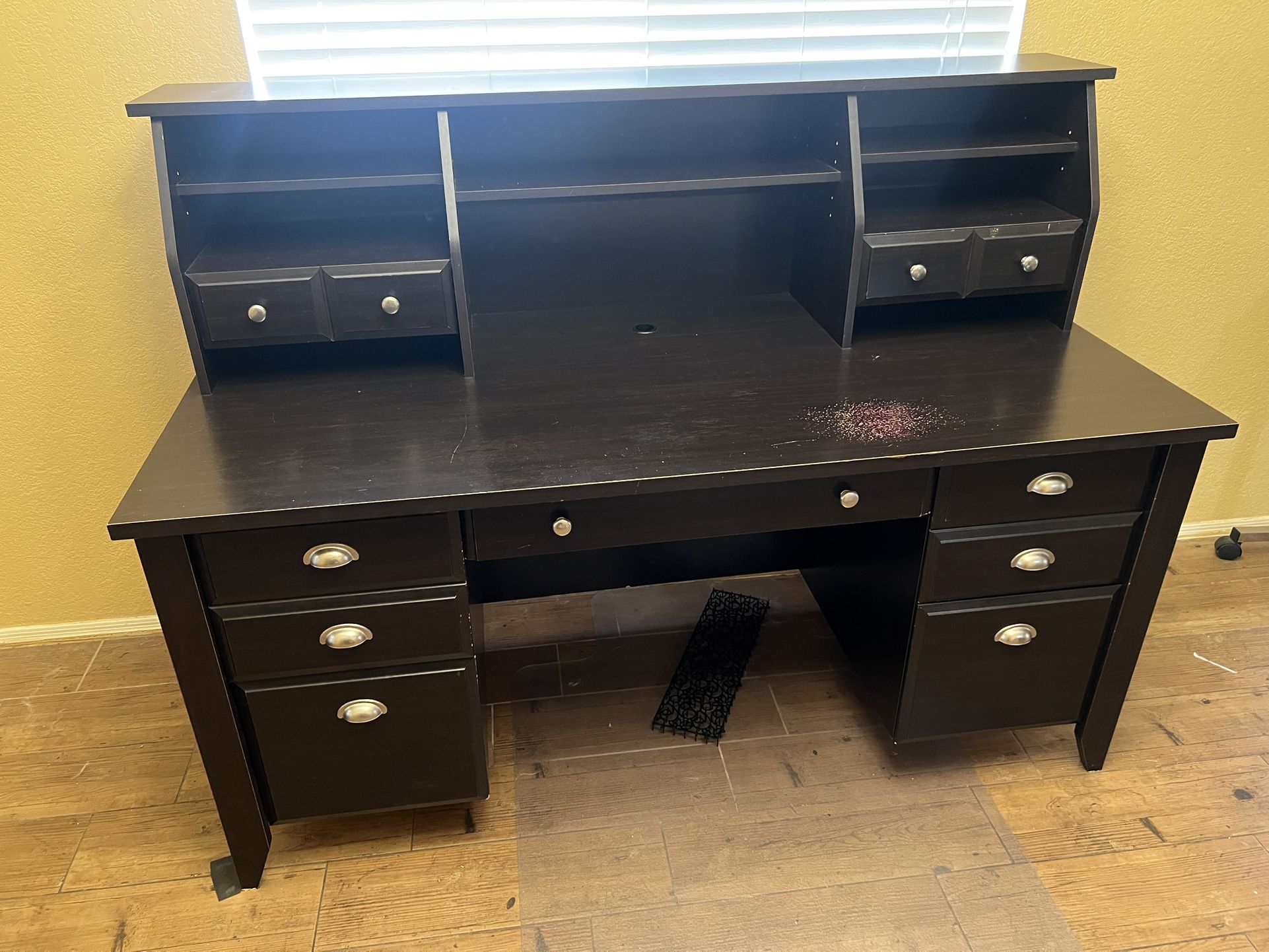 FREE Large Desk For Office Good Condition