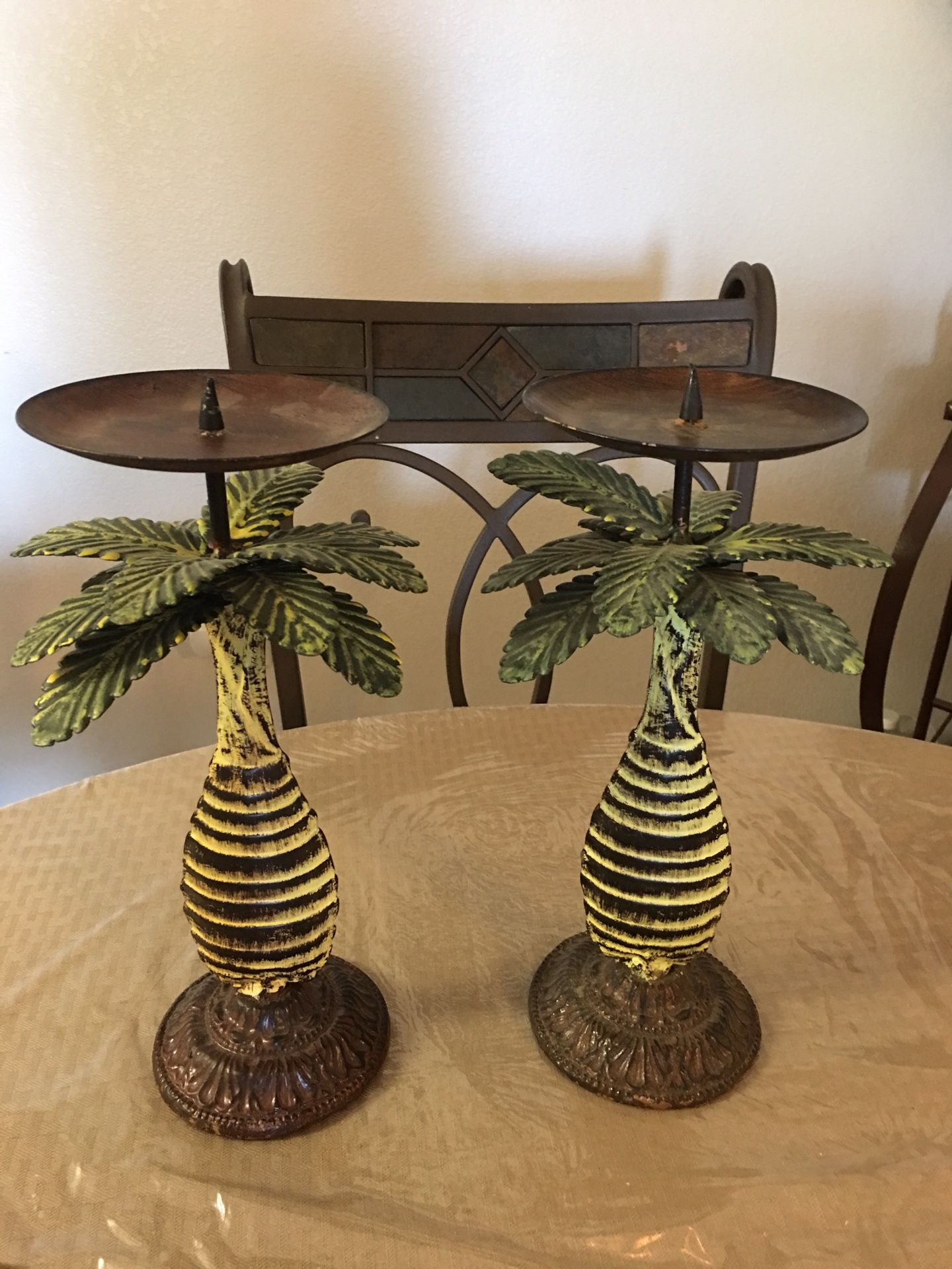 Set of 2 beautiful palm tree candle holder