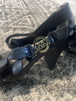 Micheal kors Heels