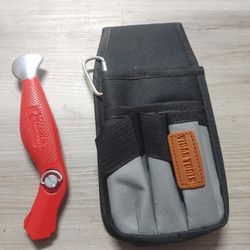 Roberts Carpet Knife And Pouch