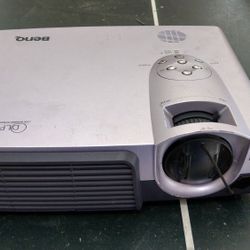 BenQ DLP projector