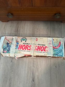 Diamond Double Ringer Pitching Horseshoes Set